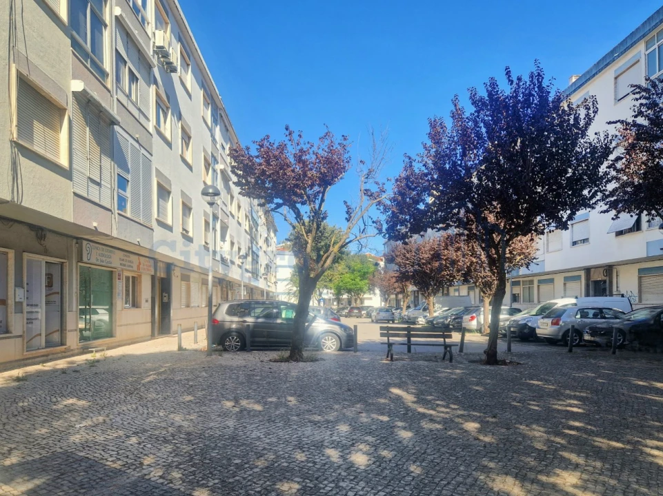 Apartamento T3 para Venda em Odivelas Foto 25