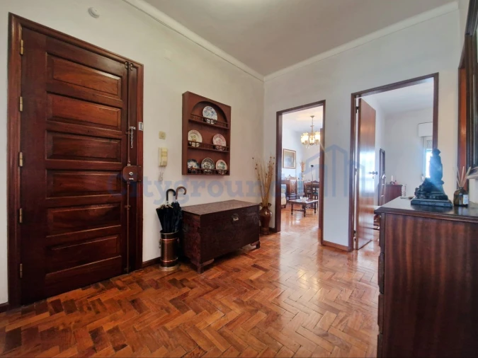 Apartamento T3 para Venda em Odivelas Foto 2