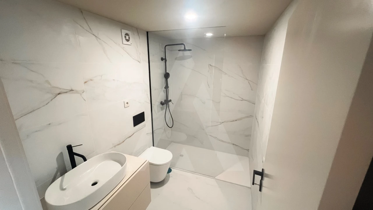 Apartamento T1 para Venda em Glória e Vera Cruz Foto 21