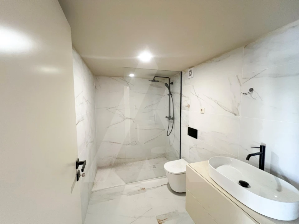 Apartamento T1 para Venda em Glória e Vera Cruz Foto 20