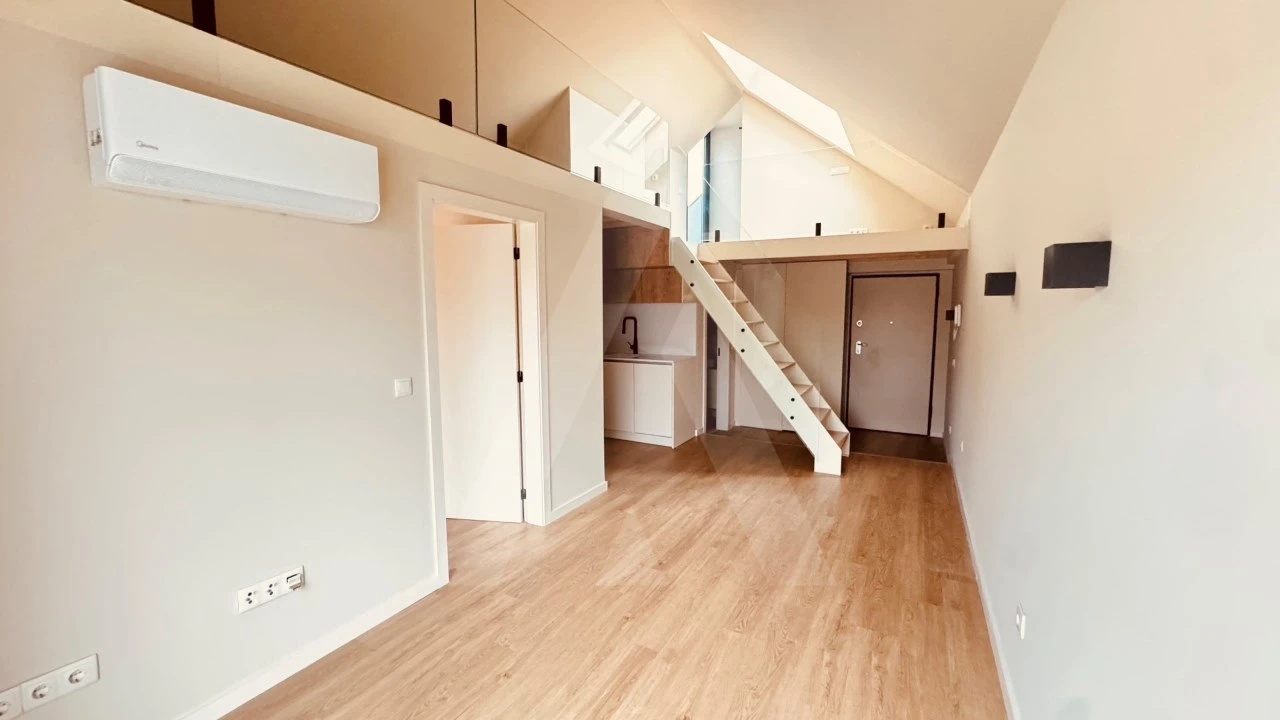 Apartamento T1 para Venda em Glória e Vera Cruz Foto 2