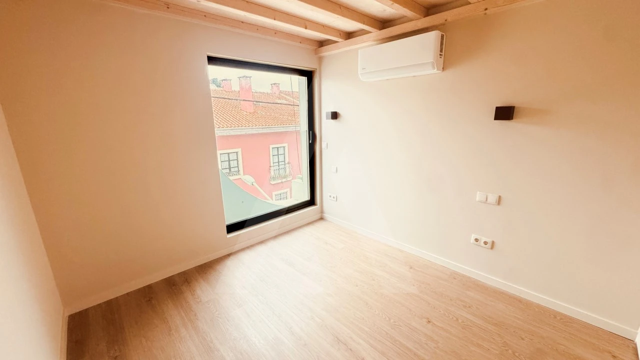 Apartamento T1 para Venda em Glória e Vera Cruz Foto 12