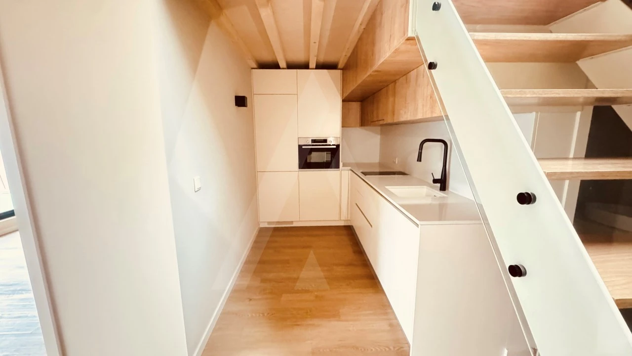 Apartamento T1 para Venda em Glória e Vera Cruz Foto 16