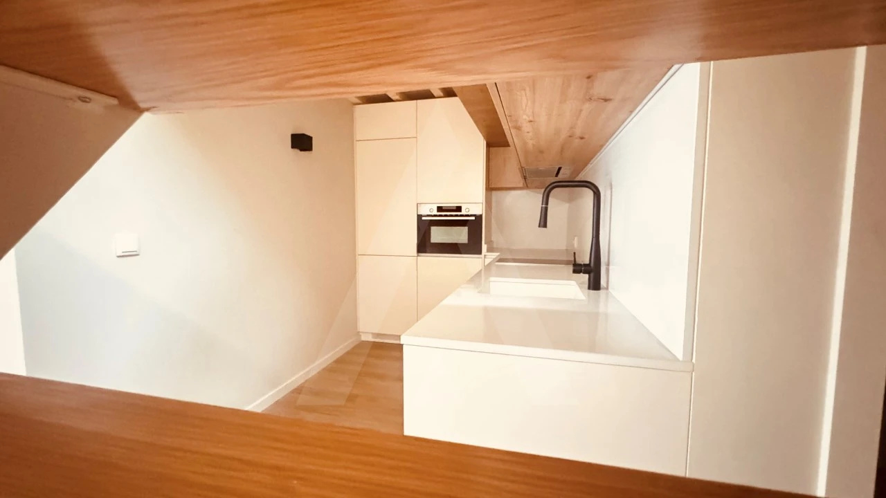 Apartamento T1 para Venda em Glória e Vera Cruz Foto 19