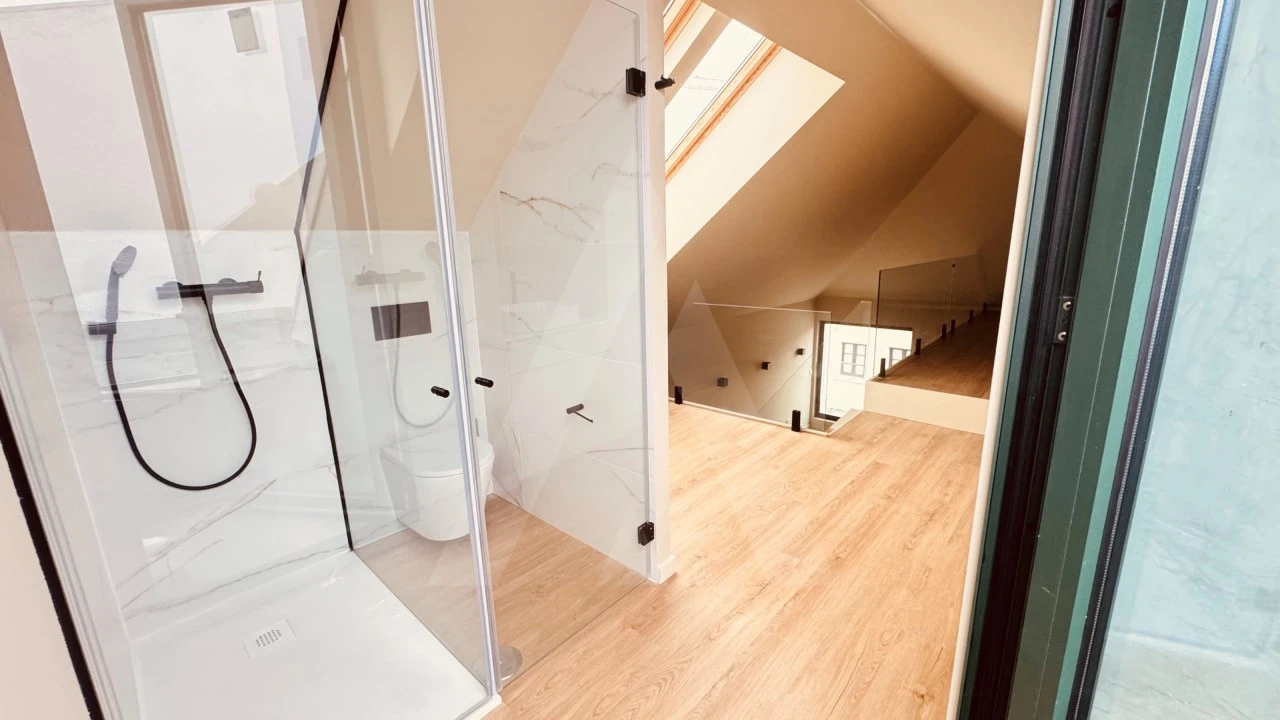 Apartamento T1 para Venda em Glória e Vera Cruz Foto 30