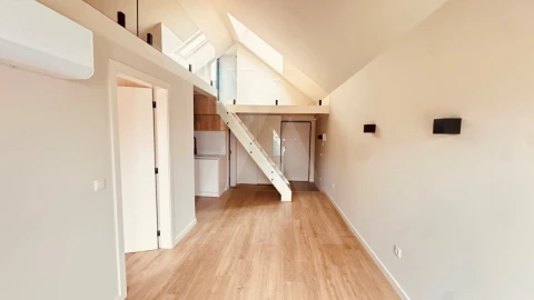 Apartamento T1 para Venda em Glória e Vera Cruz