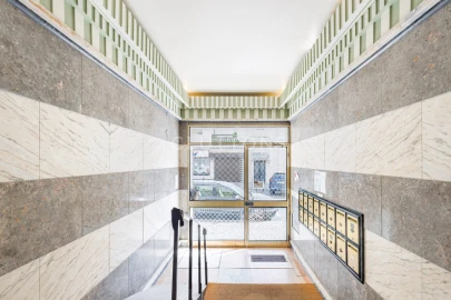 Apartamento T1 para Venda em Campo de Ourique
