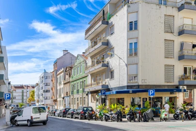 Apartamento T1 para Venda em Campo de Ourique