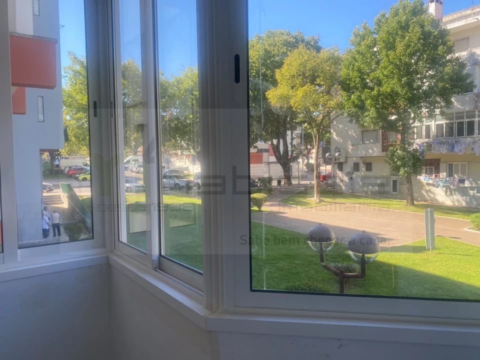 Apartamento T3 para Venda em Venteira Foto 7