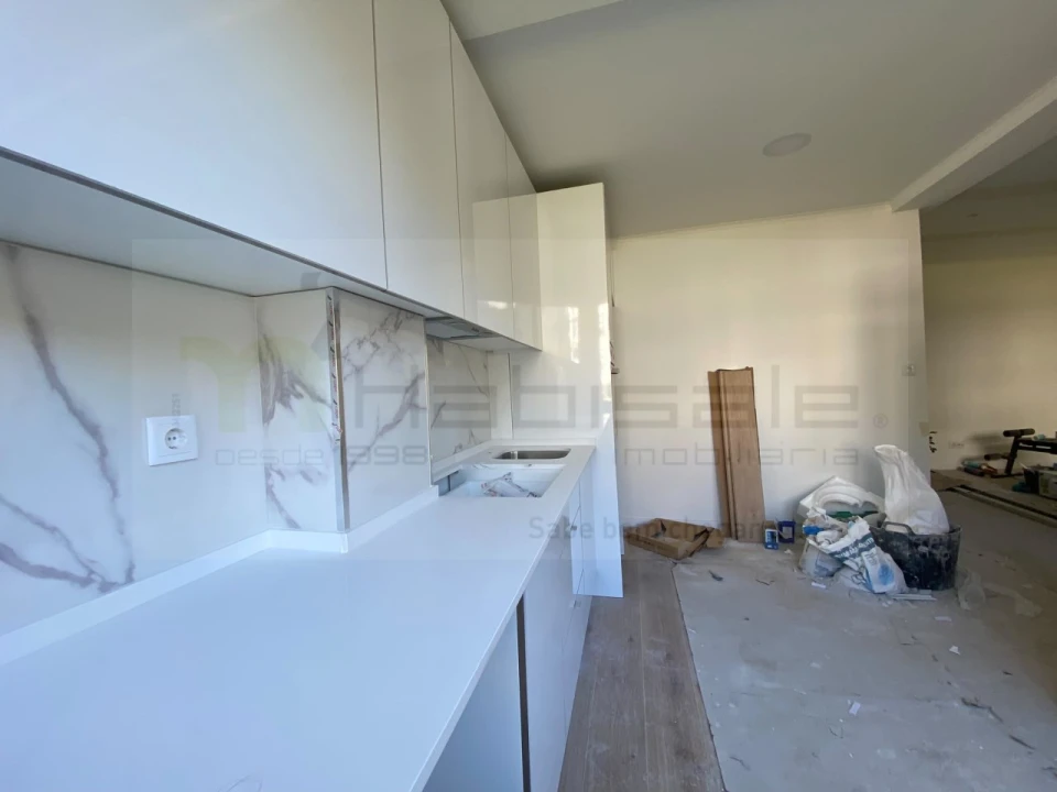 Apartamento T3 para Venda em Venteira Foto 9