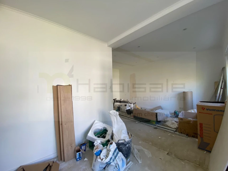 Apartamento T3 para Venda em Venteira Foto 11