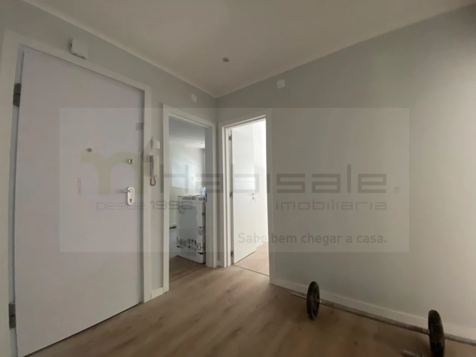Apartamento T3 para Venda em Venteira Foto 17