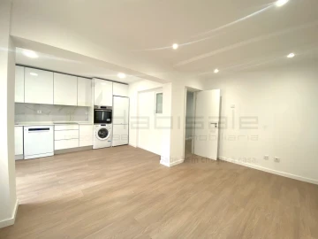 Apartamento T3 para Venda em Venteira