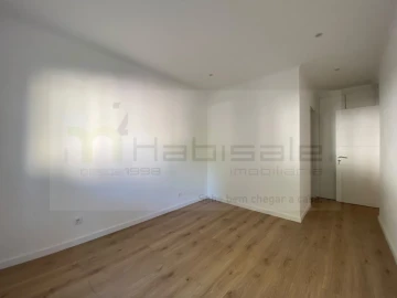 Apartamento T3 para Venda em Venteira