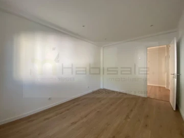 Apartamento T3 para Venda em Venteira