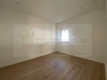Apartamento T3 para Venda em Venteira