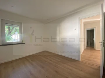 Apartamento T3 para Venda em Venteira