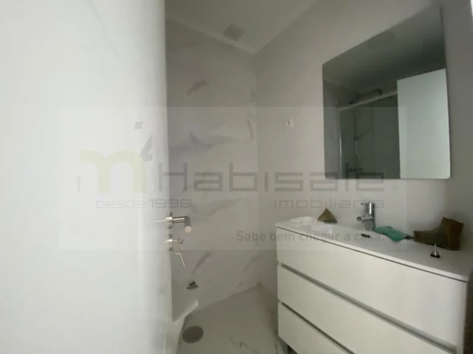 Apartamento T3 para Venda em Venteira Foto 23