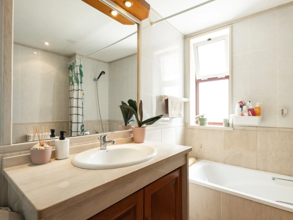 Apartamento T2 para Venda em Buarcos Foto 6