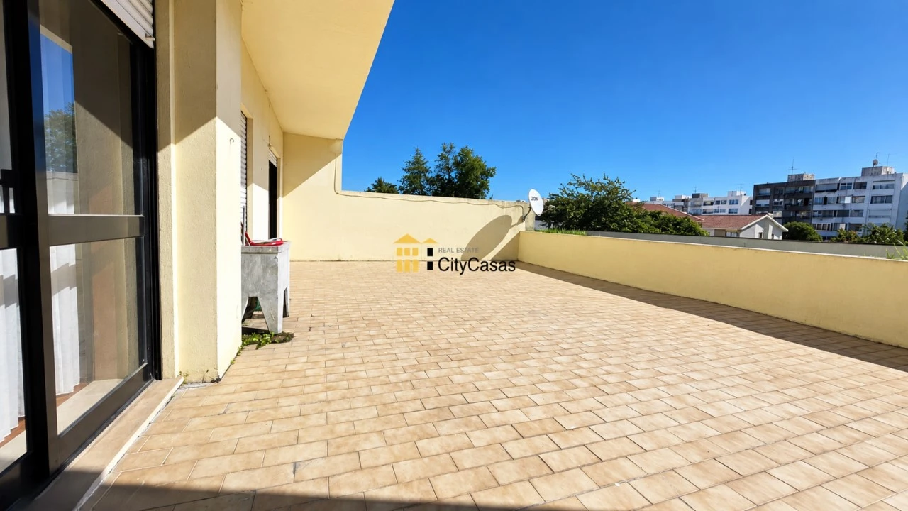 Apartamento T3 para Venda em Aguas Santas Foto 2