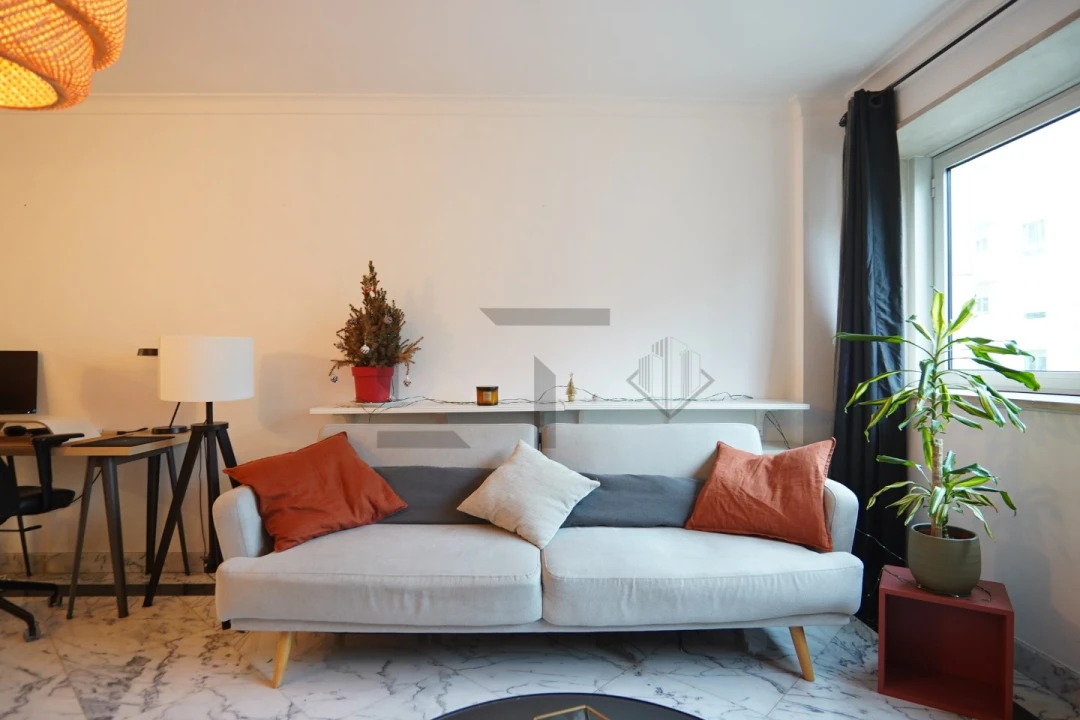 Apartamento T1 para Arrendamento em Arroios Foto 10