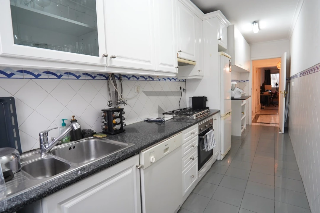Apartamento T1 para Arrendamento em Arroios Foto 19