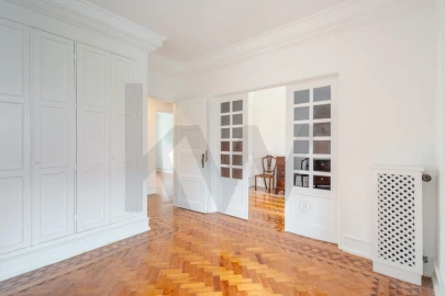 Apartamento T6 para Venda em Areeiro