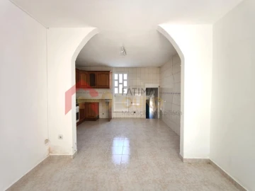 Moradia T2 para Venda em Caia, São Pedro e Alcáçova