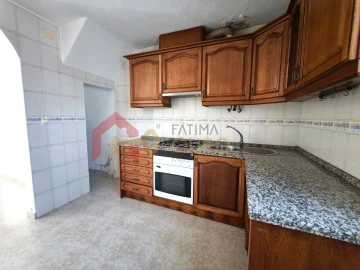 Moradia T2 para Venda em Caia, São Pedro e Alcáçova