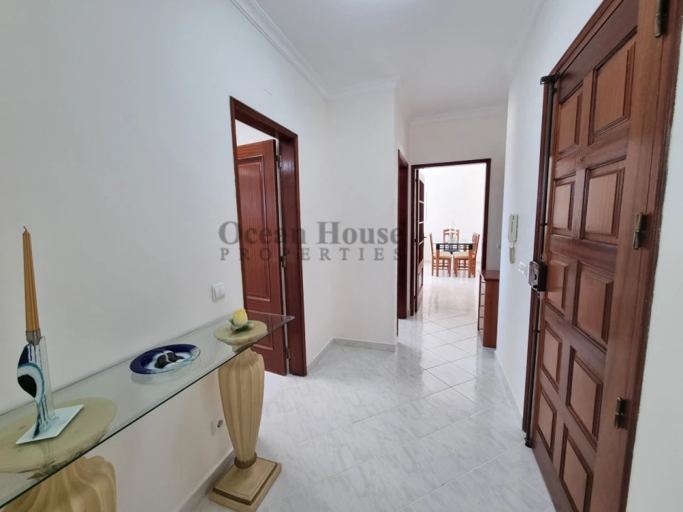 Apartamento T1 para Venda em Armação de Pera Foto 3
