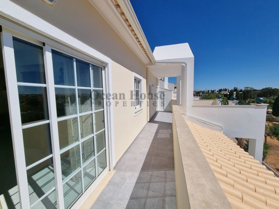 Apartamento T1 para Venda em Armação de Pera Foto 17
