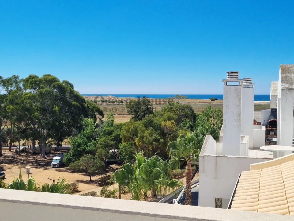 Apartamento T1 para Venda em Armação de Pera Foto 22
