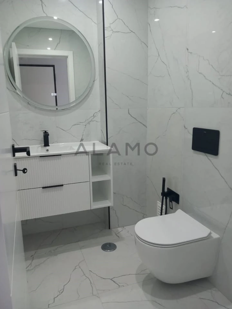 Apartamento T1 para Venda em Quelfes Foto 10