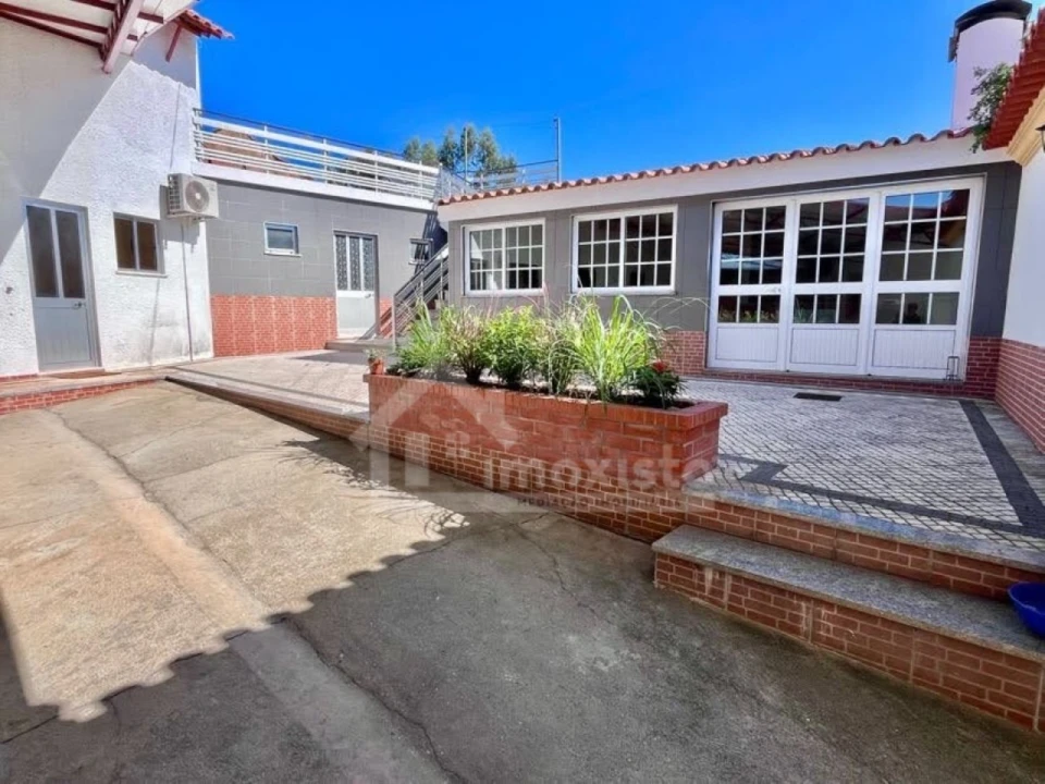 Moradia T5 para Venda em Albergaria-A-Velha e Valmaior Foto 13