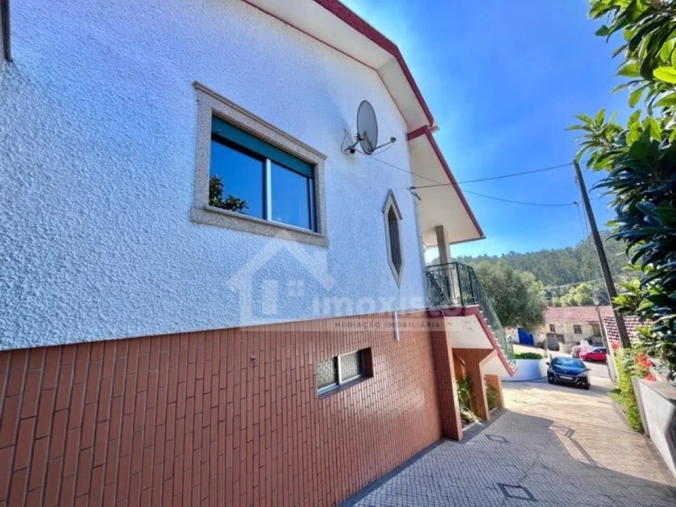 Moradia T5 para Venda em Albergaria-A-Velha e Valmaior Foto 48
