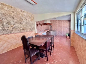 Moradia T5 para Venda em Albergaria-A-Velha e Valmaior