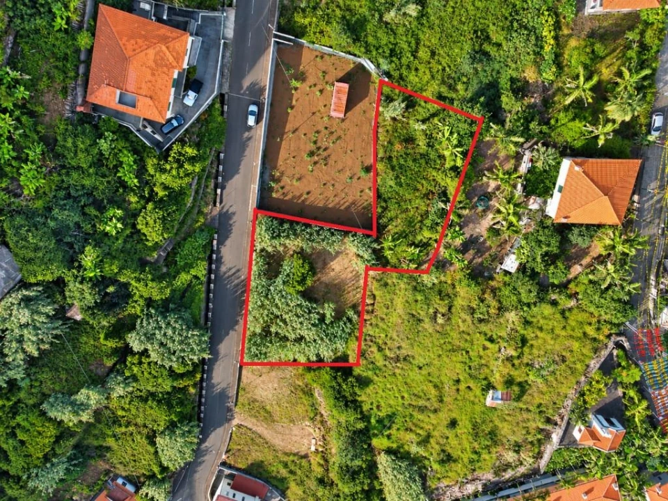Terreno para Venda em Ponta Delgada Foto 2