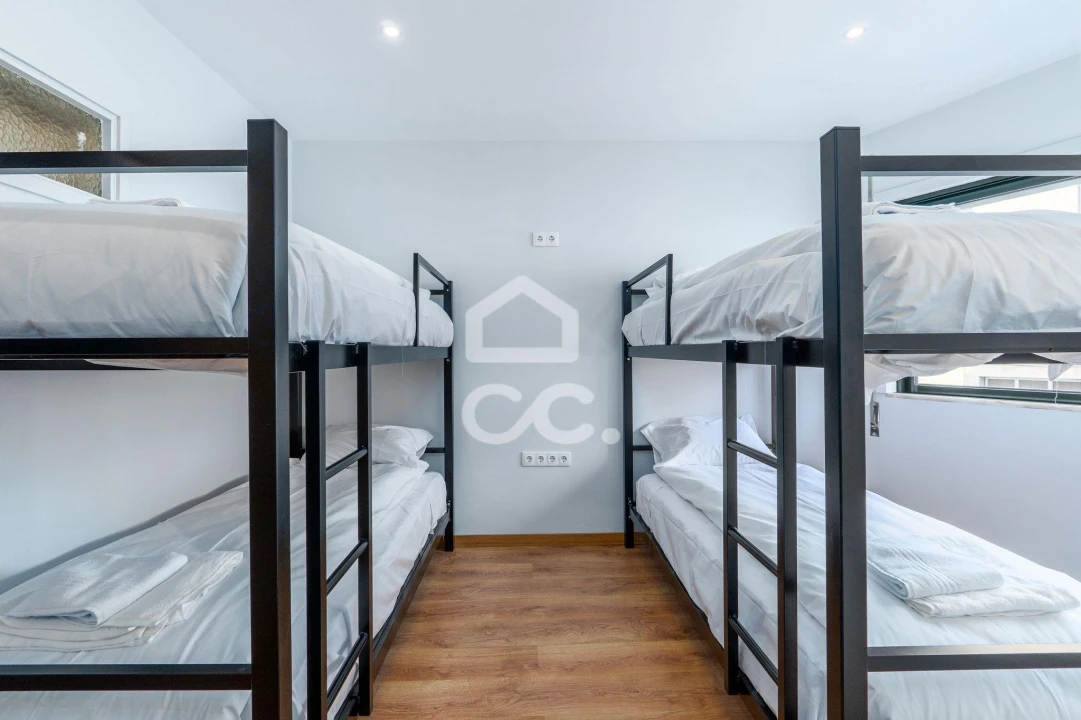 Apartamento T4 para Venda em Cedofeita, Santo Ildefonso, Sé, Miragaia, São Nicolau e Vitória Foto 11
