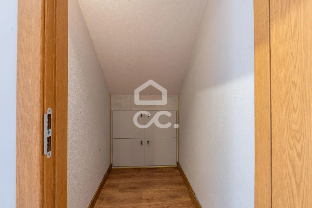Apartamento T4 para Venda em Cedofeita, Santo Ildefonso, Sé, Miragaia, São Nicolau e Vitória Foto 19