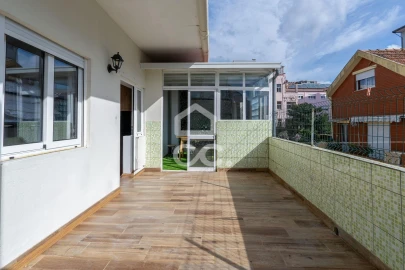 Apartamento T4 para Venda em Cedofeita, Santo Ildefonso, Sé, Miragaia, São Nicolau e Vitória