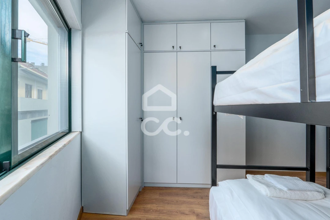 Apartamento T4 para Venda em Cedofeita, Santo Ildefonso, Sé, Miragaia, São Nicolau e Vitória Foto 13