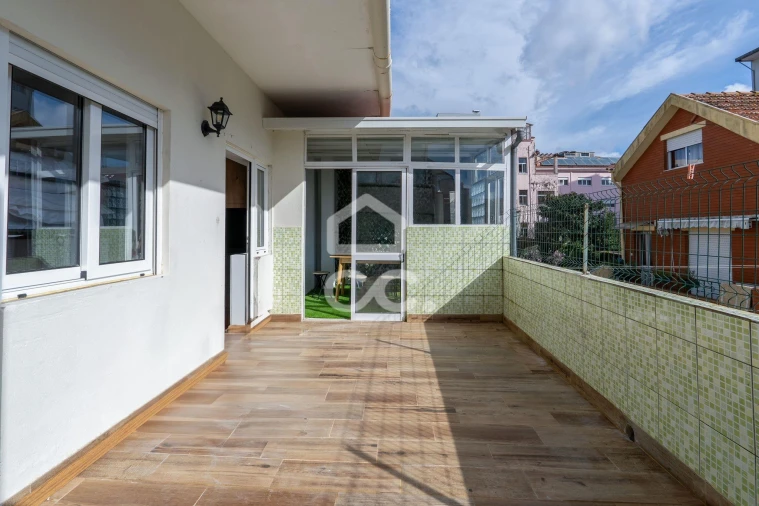 Apartamento T4 para Venda em Cedofeita, Santo Ildefonso, Sé, Miragaia, São Nicolau e Vitória Foto 17