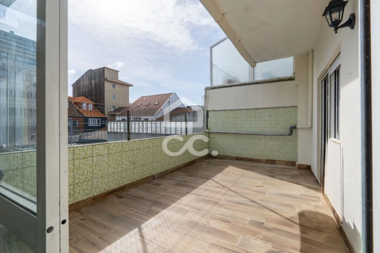 Apartamento T4 para Venda em Cedofeita, Santo Ildefonso, Sé, Miragaia, São Nicolau e Vitória Foto 24