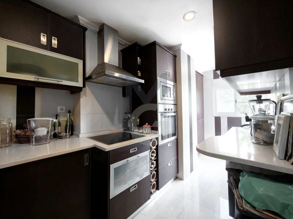 Apartamento T3 para Venda em Campo de Ourique Foto 9