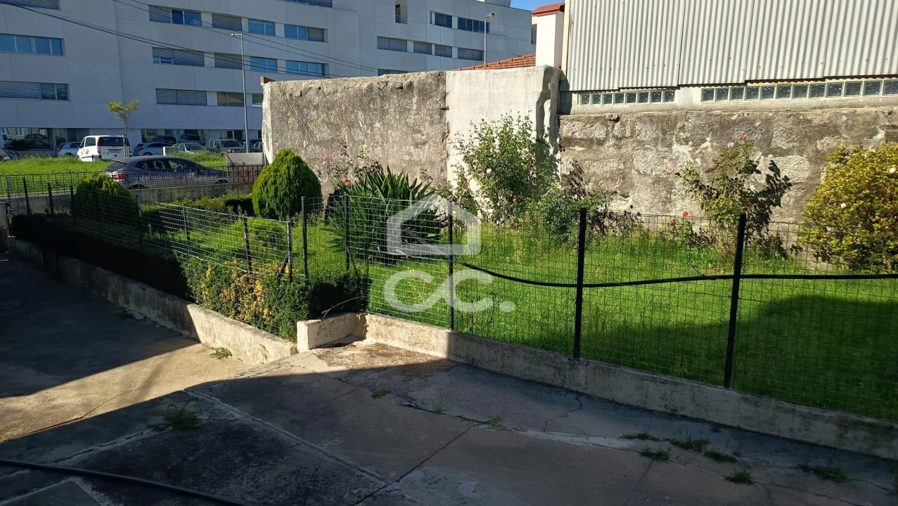 Moradia T2 para Venda em Matosinhos e Leça da Palmeira Foto 3