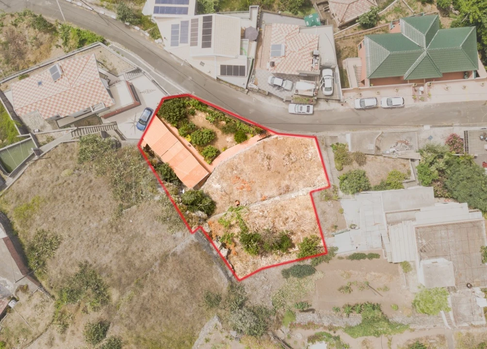 Terreno para Venda em Ribeira Brava Foto 13