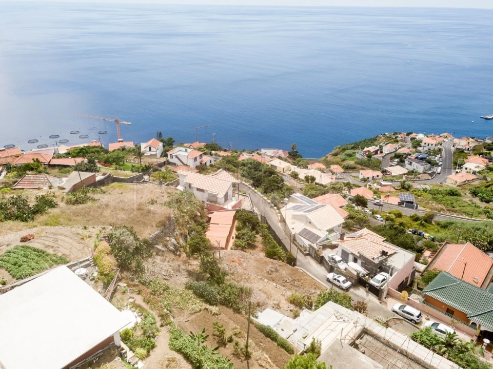 Terreno para Venda em Ribeira Brava Foto 10
