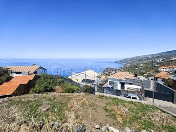 Terreno para Venda em Ribeira Brava