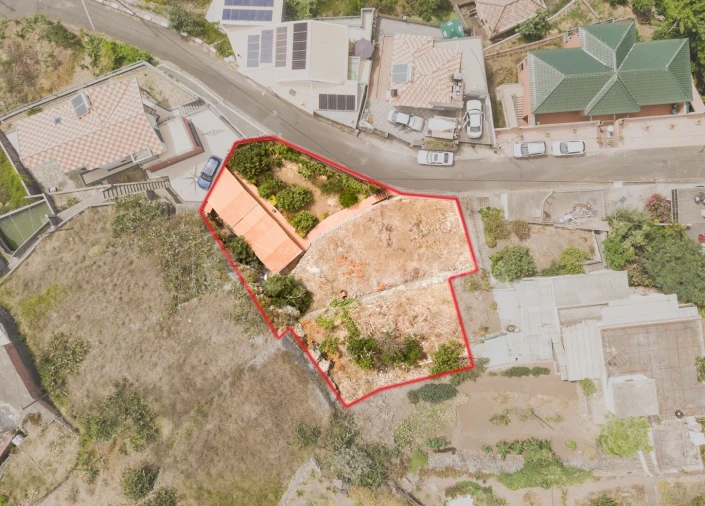 Terreno para Venda em Ribeira Brava Foto 13