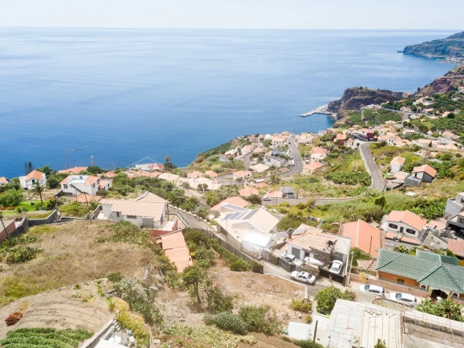 Terreno para Venda em Ribeira Brava Foto 9